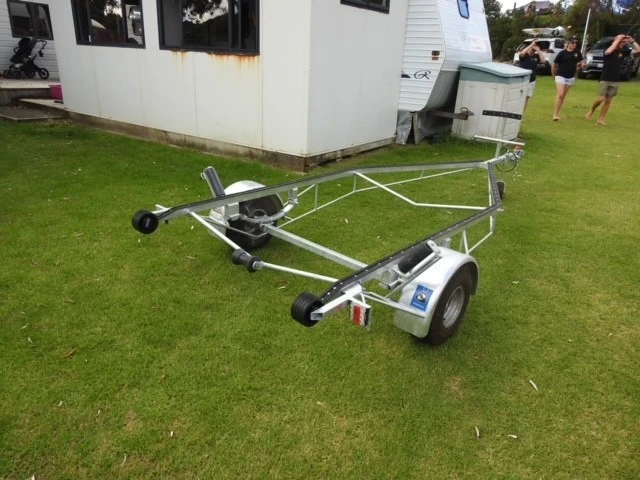 Amall surfclub irb trailer aluminium