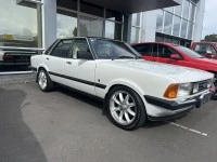 Ford Cortina
