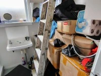 Aluminum ladder