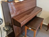 Knight piano