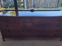 Queen Anne mahogany dresser