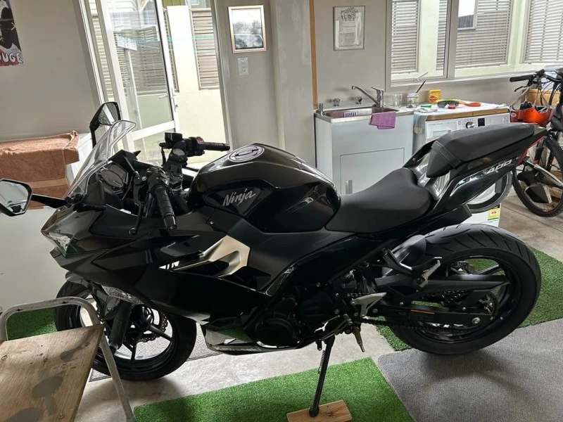 Motorcycle Kawasaki Ninja 400