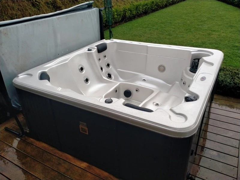 Spa/hot tub - SNZ Spa Sensation NZ