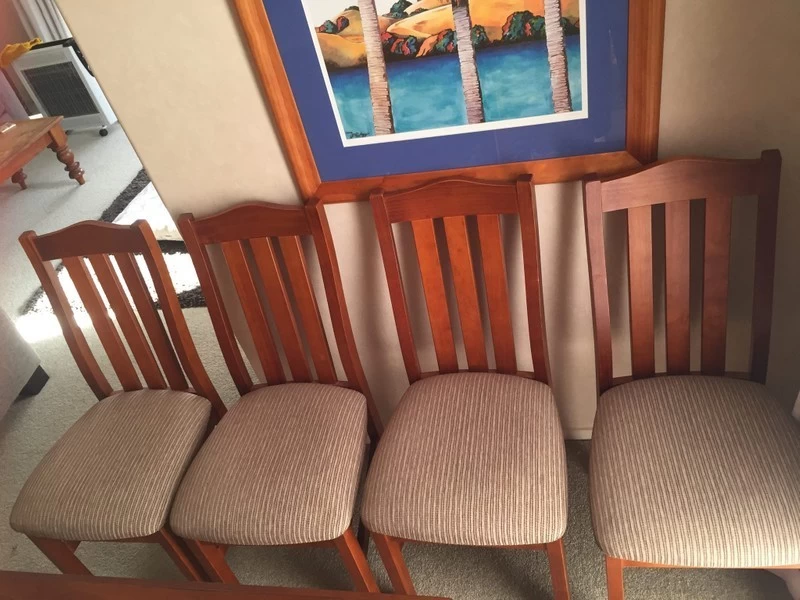 Dropside Dining Table and 4 chairs