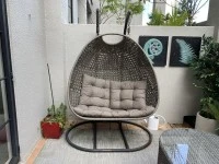 Outdoor egg chair