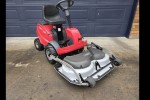 Ride on lawnmower