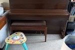 Upright piano