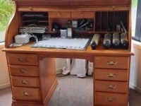 Roller top desk