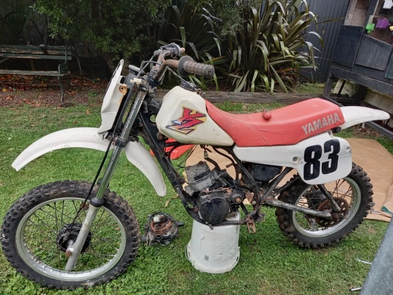 Motorcycle Yamaha YZ80