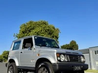 Suzuki Samurai