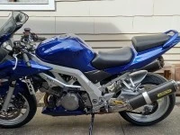 Motorcycle Suzuki SV1000s