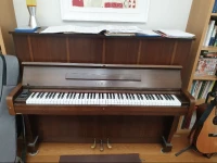 Yamaha piano