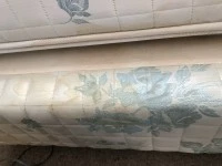 Bed, Queen size, Sealy Posturepedic super premium