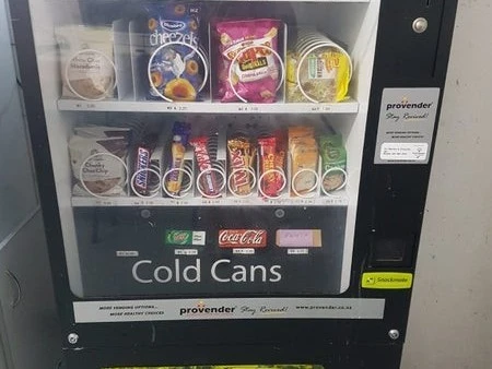 Snackmate /combo vending machine