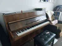 Upright Rösler piano