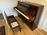 Yamaha piano