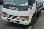 Isuzu 2 ton truck , Flat deck