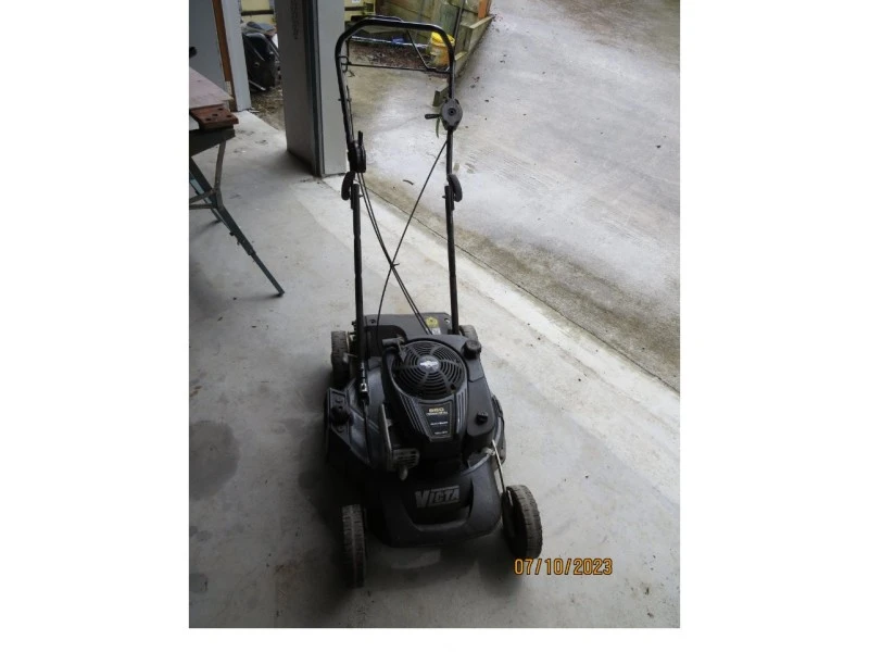 Lawnmower