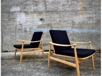 Retro style arm chair , wooden arms with cushions, 2nd chair as per ab...