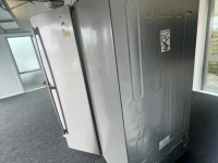 Double door side by side fridge/freezer