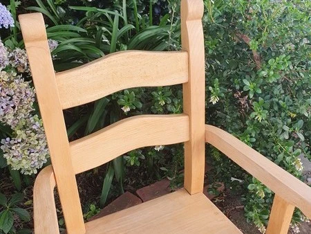 Stunning Antique Honey Blonde Oak Ladder Back Carver Chairs