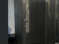 Server rack cabinet