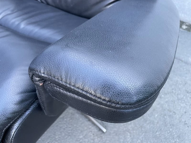 LA-Z-BOY Full Leather Recliner And Footstool