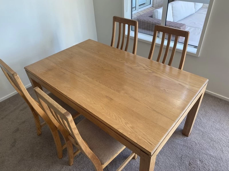 Dining Room Table & Chairs Solid Oak