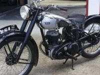 Motorcycle BSA D10