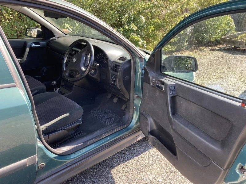 2002 Holden Astra   Cd