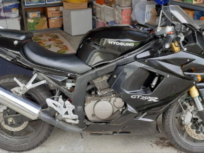 Motorcycle Hyosung Gt250R