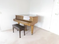 Yamaha piano