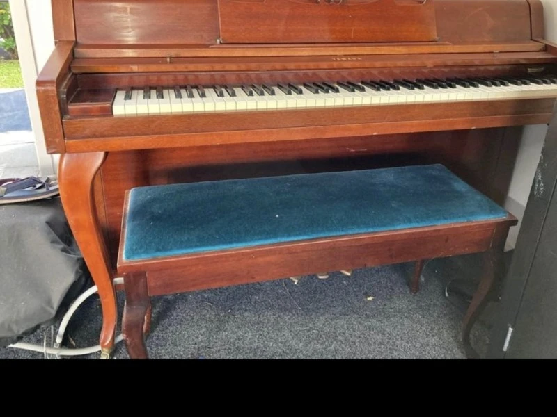 Yamaha piano