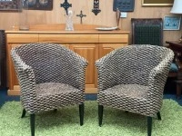 2 rattan chairs