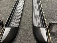 Running boards for a ute