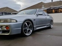 Nissan Skyline r33