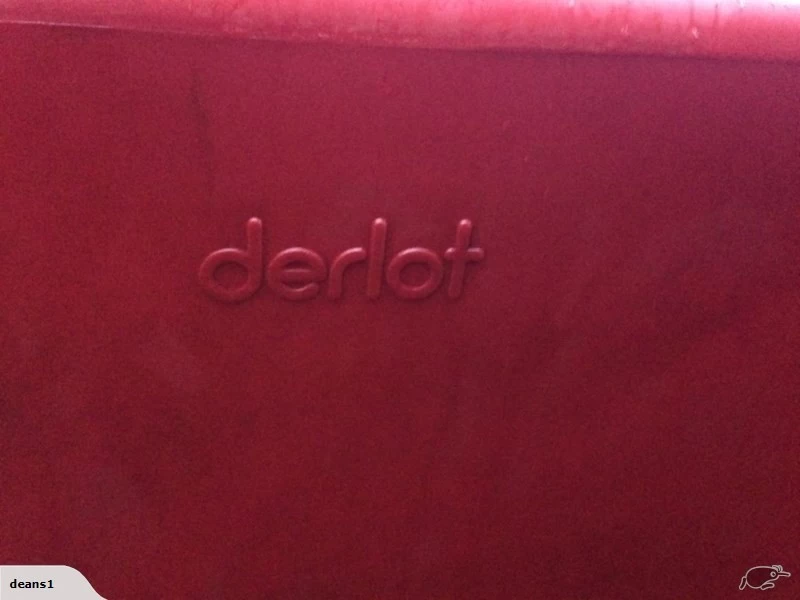 Derlot designer bench seat