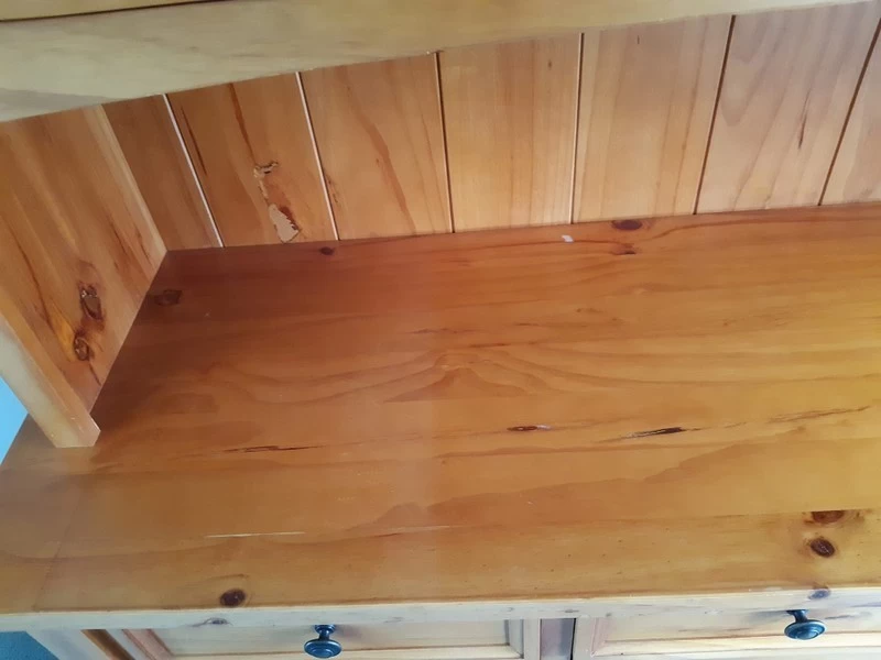 Solid timber - nz made - hutch dresser