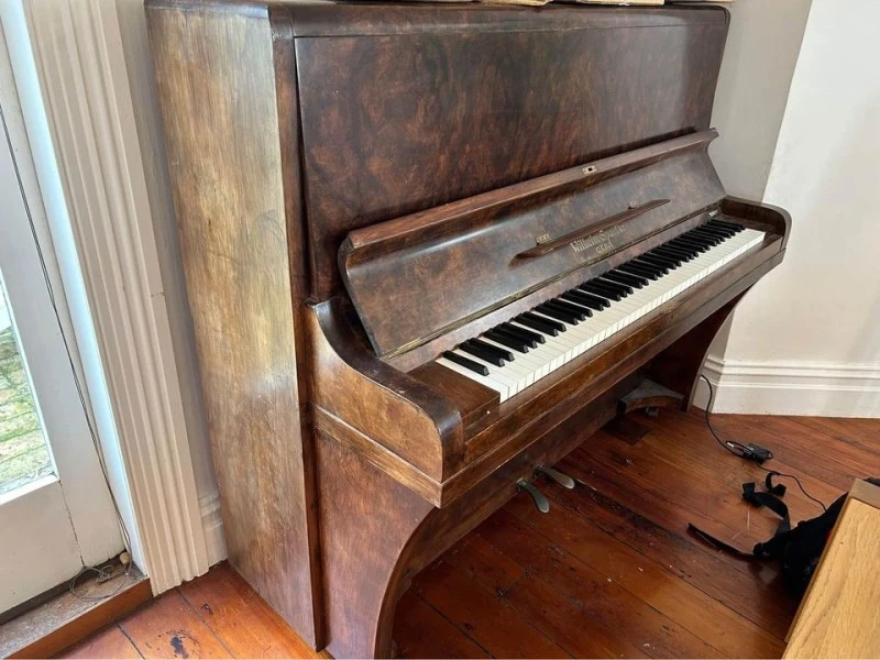 Wilhelm Speathe wooden piano