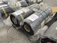 2x rolls of rubber flooring