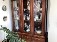 Large display cabinet