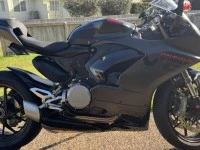 Motorcycle Ducati panigale v2 Black on Black Edition 2024 Panigale V2