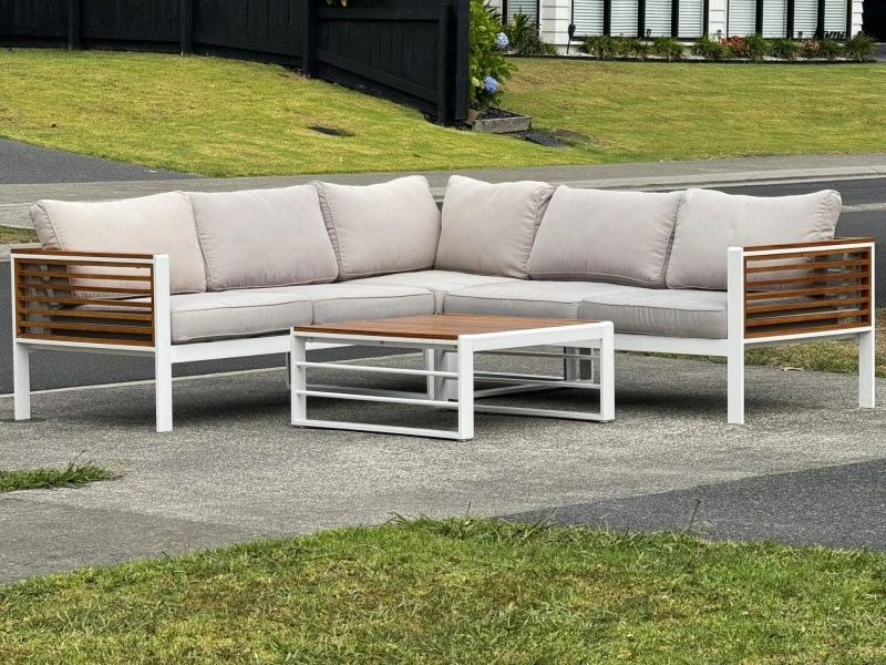 2x L shaped outdoor sofa two pieces + coffee tabe, 2x outdoor sun-loun...