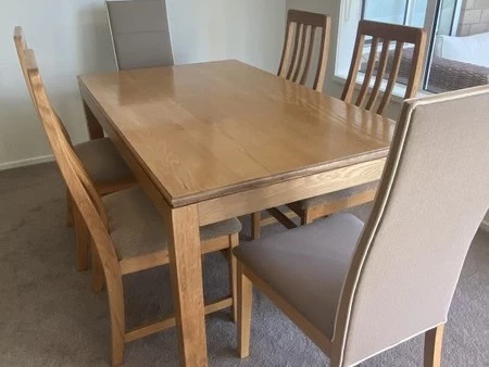 Dining Room Table & Chairs Solid Oak