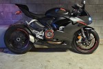 Motorcycle Ducati Panigale V2