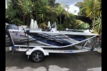 Small boat Quintrex F440