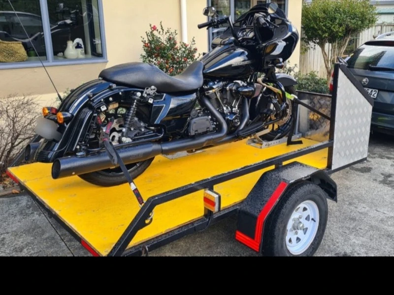 Motorcycle trailer