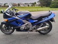 Motorcycle Kawasaki ZZR 600