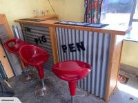 Macrocarpa Bar