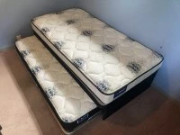 Sleepyhead Chiropractic trundler bed